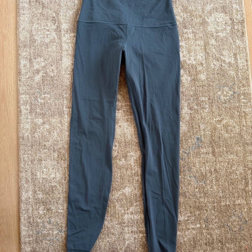 Lululemon Super High Rise Align Leggings, Graphite Gray, size 8
